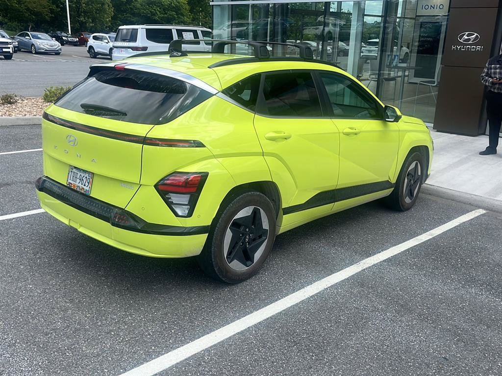 Certified 2024 Hyundai Kona Limited FWD image 7