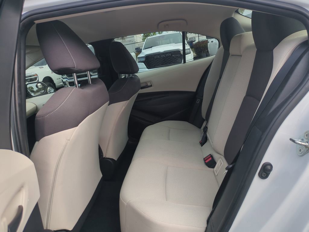 Used 2022 Toyota Corolla LE image 14