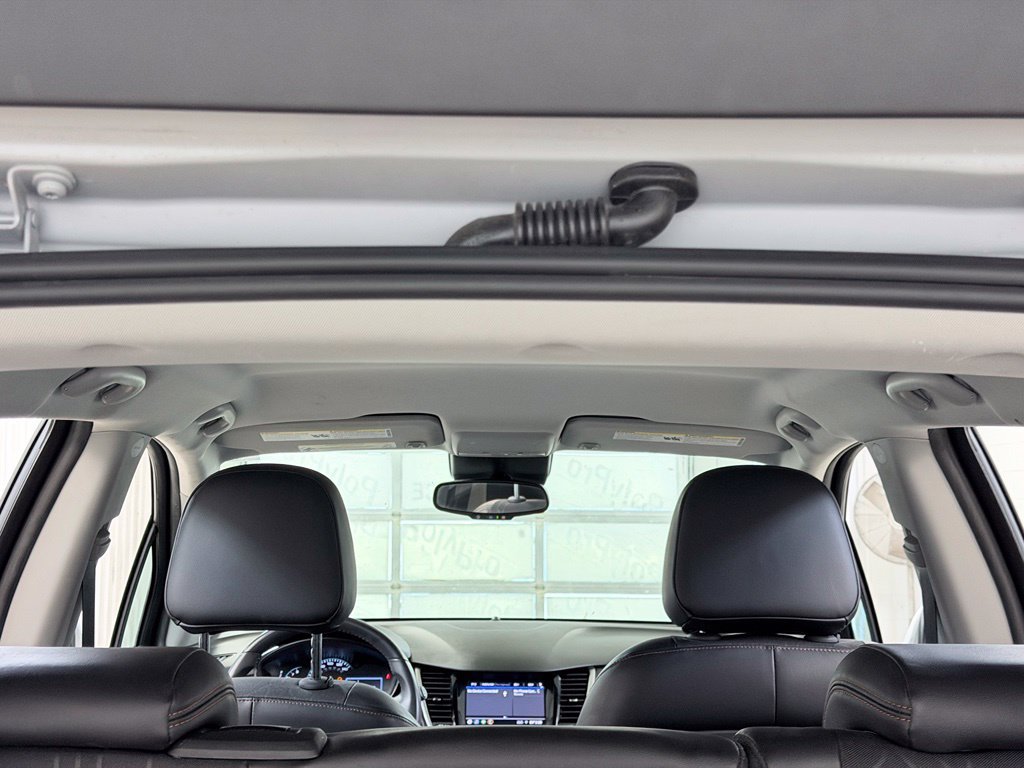 Used 2020 Chevrolet Trax LT w/ LT Convenience Package FWD image 25