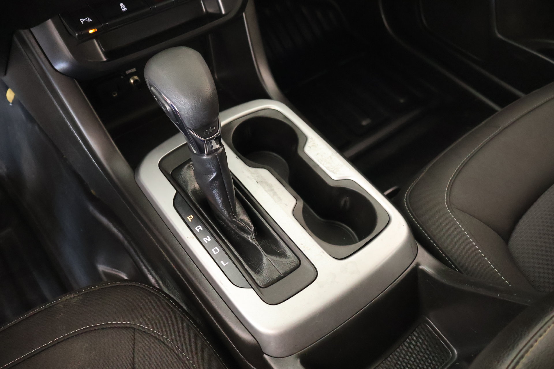 Used 2022 Chevrolet Colorado LT w/ Fleet Safety Package RWD image 7