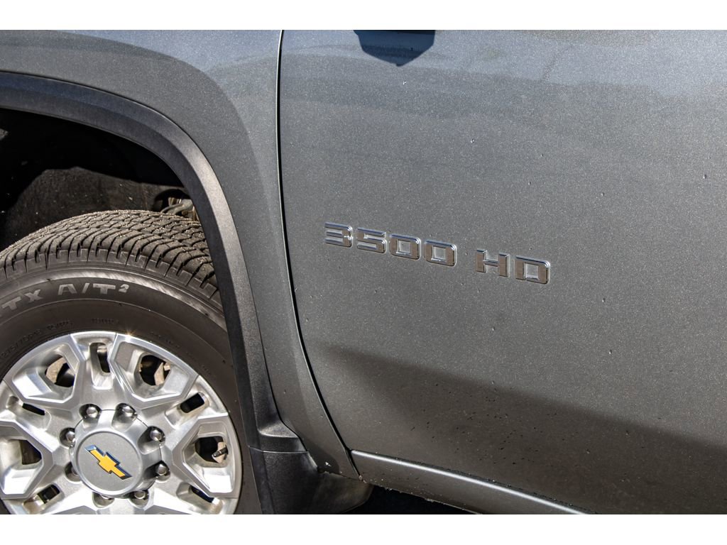 Used 2024 Chevrolet Silverado 3500 LTZ image 10