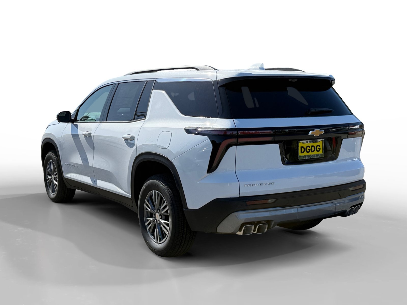 New 2027 Chevrolet Traverse LT w/ Driver Confidence Package FWD image 3