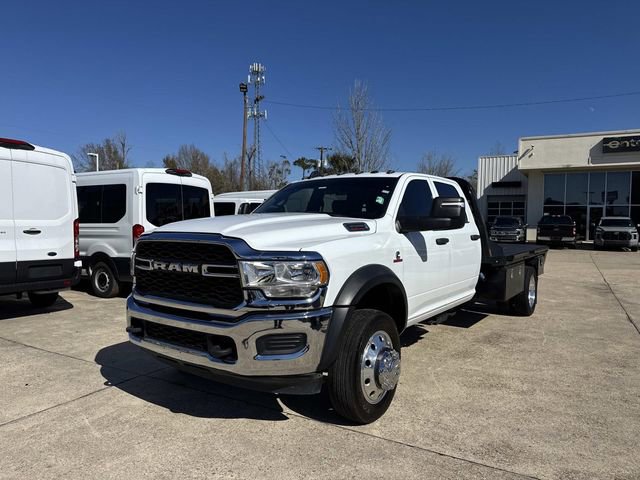 Used 2023 RAM 4500 Tradesman w/ Chrome Appearance Group image 3