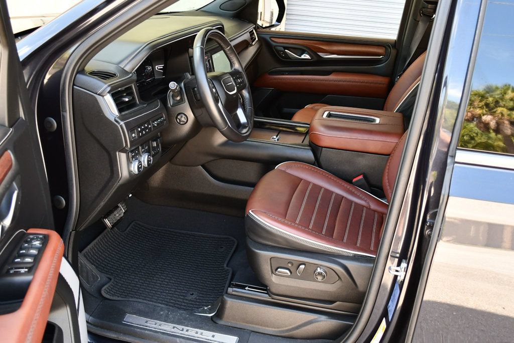 Used 2023 GMC Yukon Denali Ultimate AWD/4WD image 45
