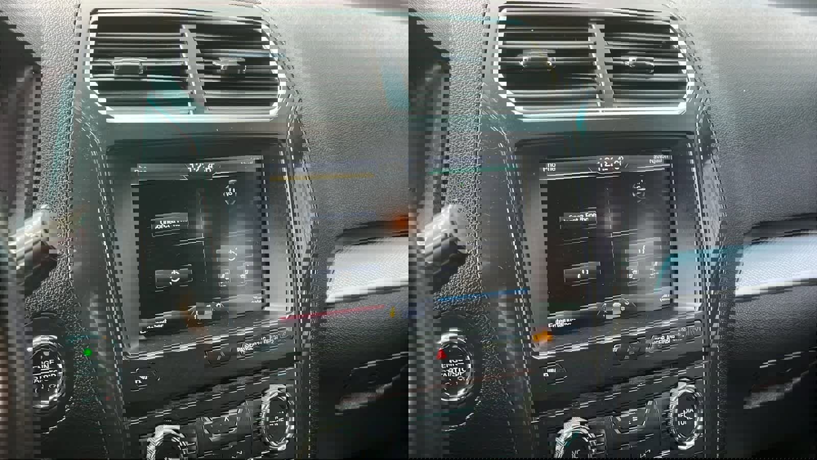 Used 2016 Ford Explorer XLT w/ Equipment Group 202A image 15