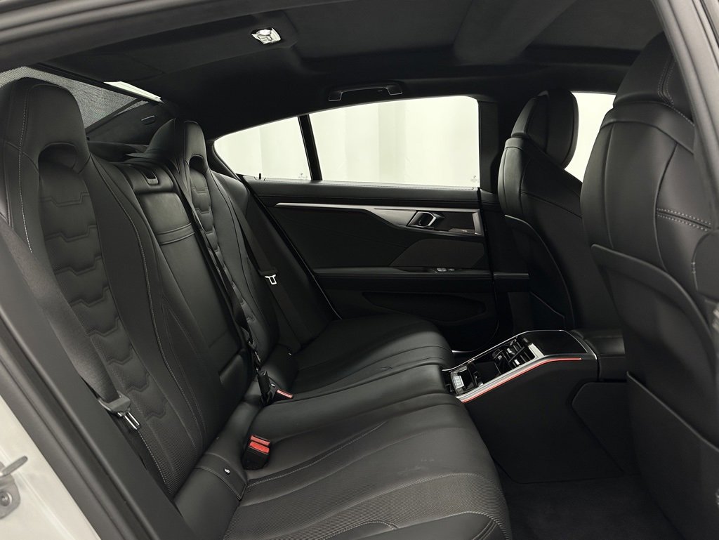 Used 2025 BMW M850i xDrive image 21