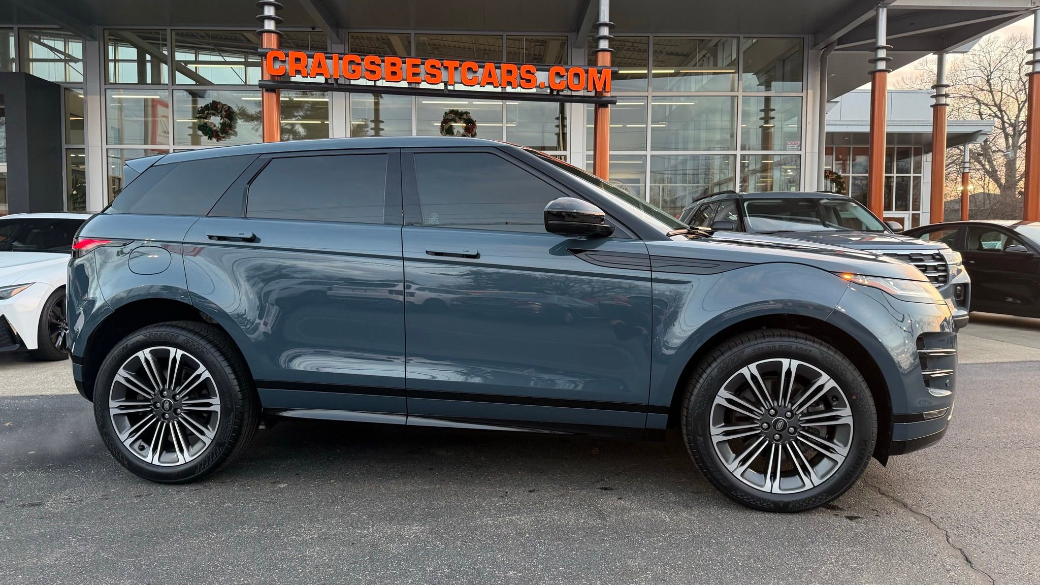 Used 2024 Land Rover Range Rover Evoque Dynamic SE video 2