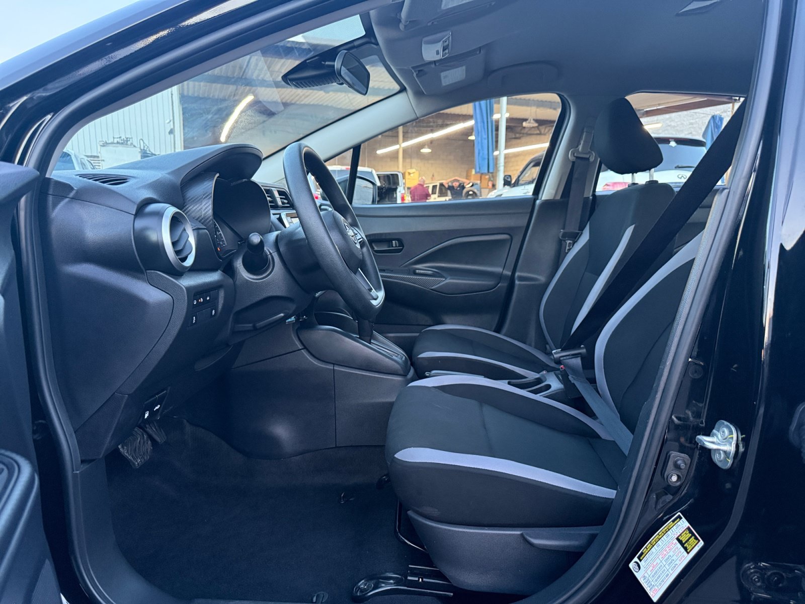 Used 2025 Nissan Versa S FWD image 15