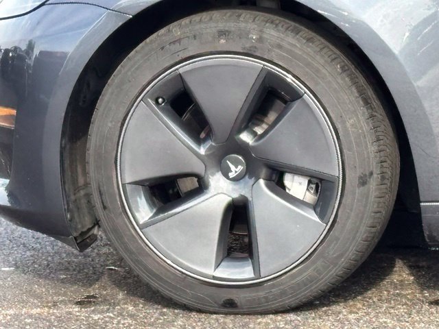 Used 2023 Tesla Model 3 Standard Range RWD image 7