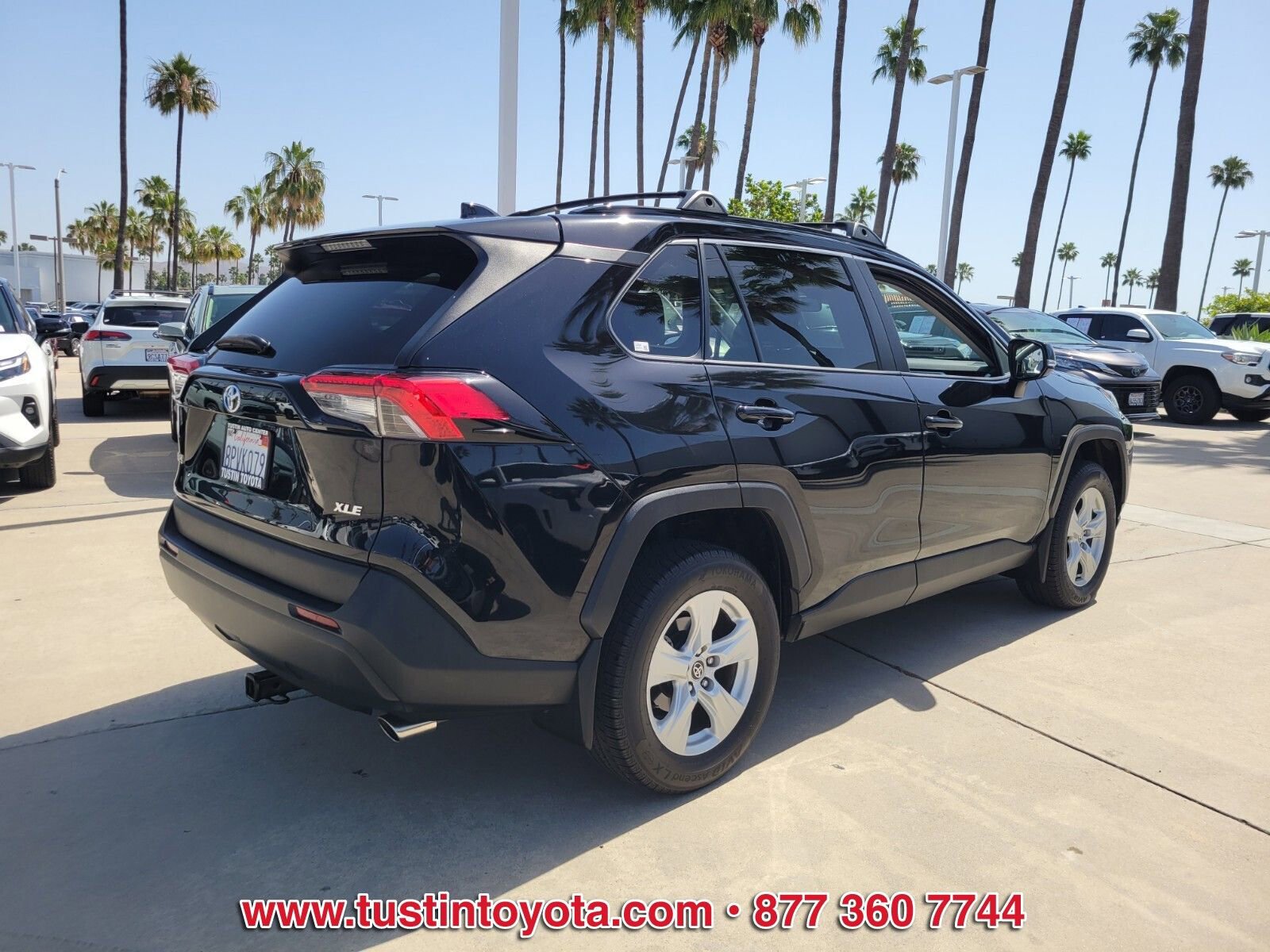 Certified 2020 Toyota RAV4 XLE w/ All Weather Liner Package image 4
