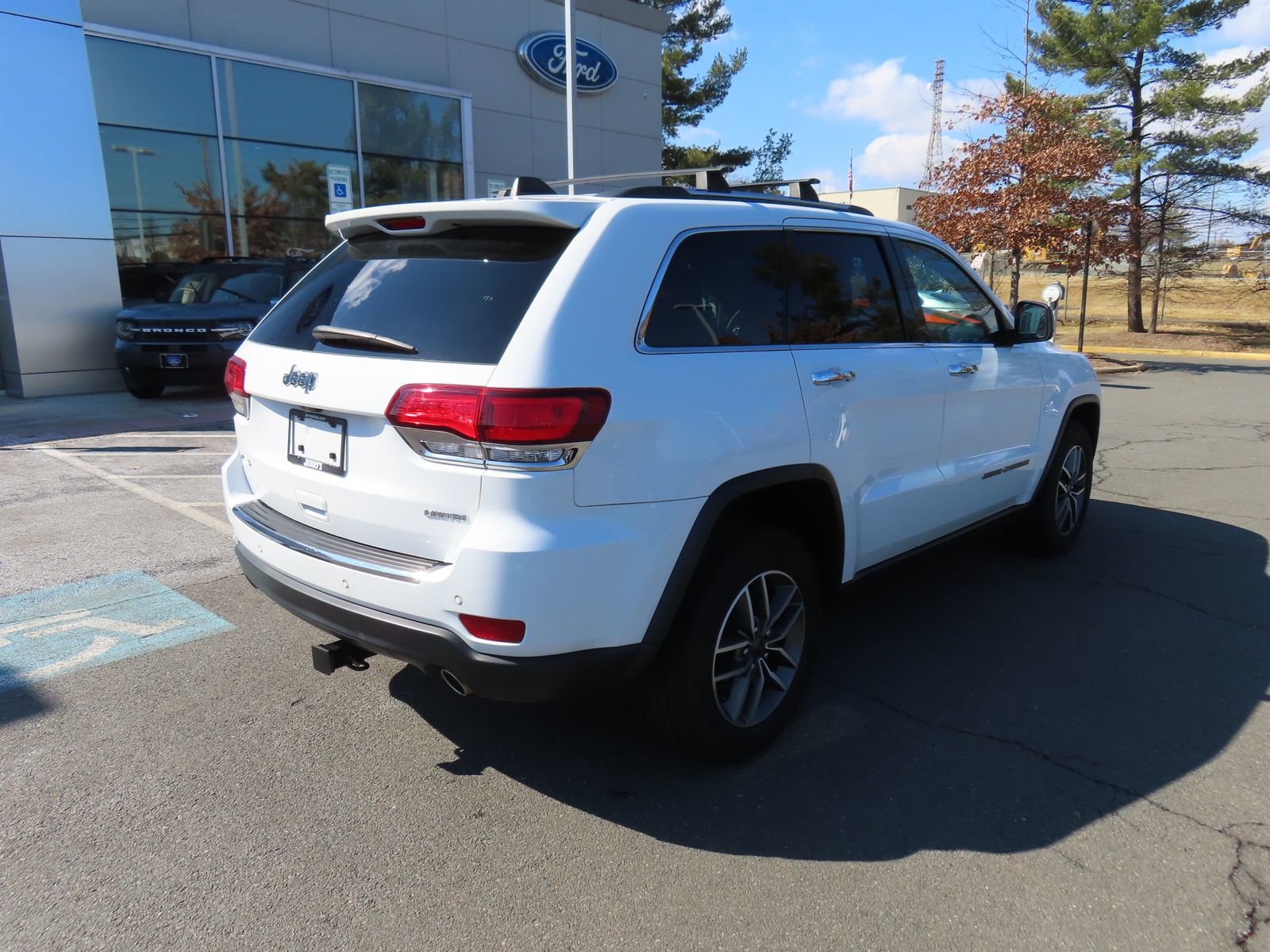 Used 2021 Jeep Grand Cherokee Limited w/ Luxury Group II image 5