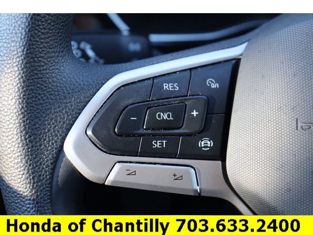 Used 2022 Volkswagen Jetta S image 10