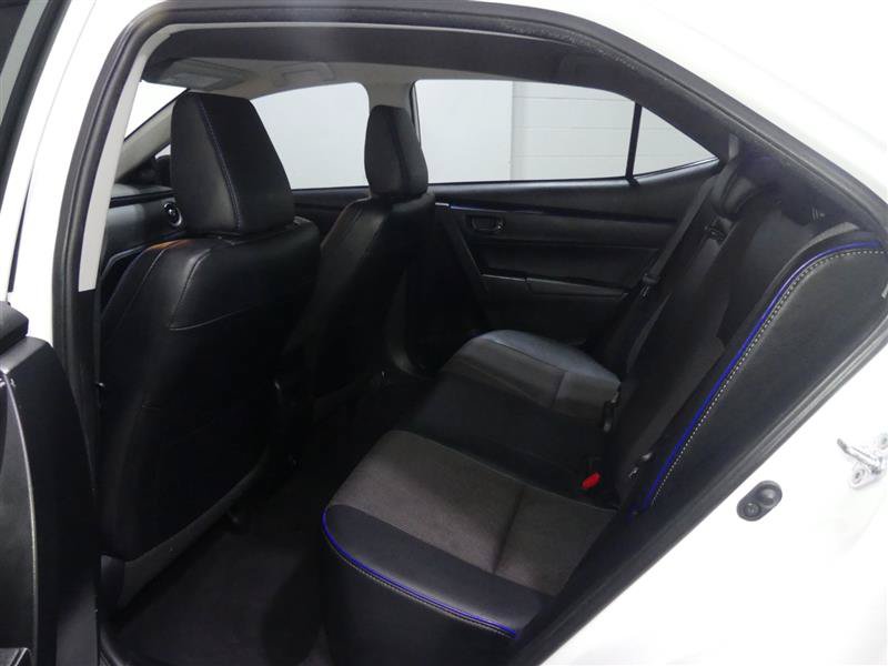 Used 2018 Toyota Corolla SE FWD image 26