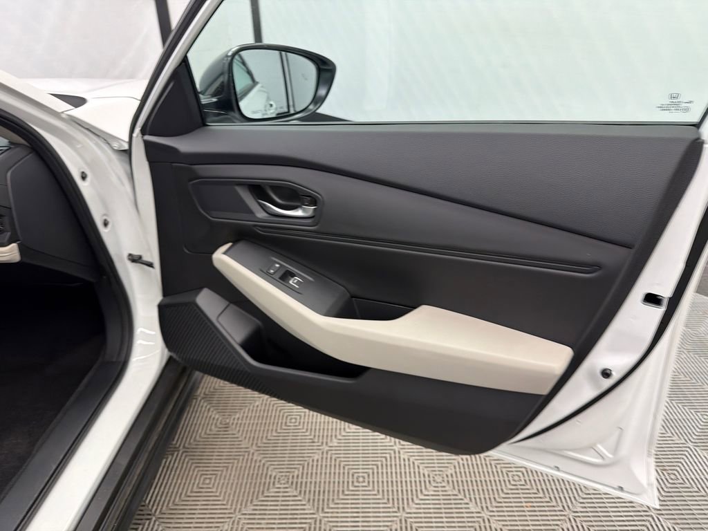 Used 2026 Honda Accord SE image 15