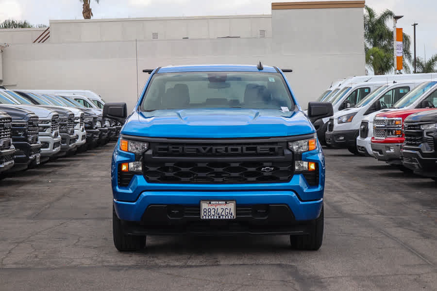 Used 2024 Chevrolet Silverado 1500 Custom w/ LPO, Dark Essentials Package RWD image 2