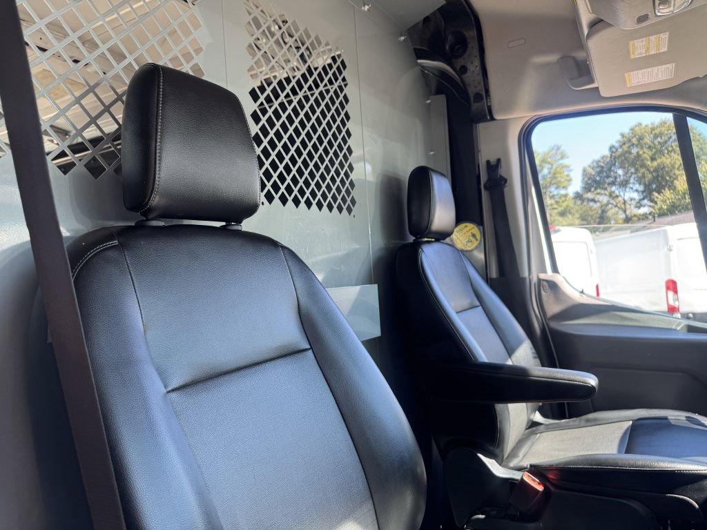 Used 2020 Ford Transit 250 Medium Roof w/ Load Area Protection Package image 9