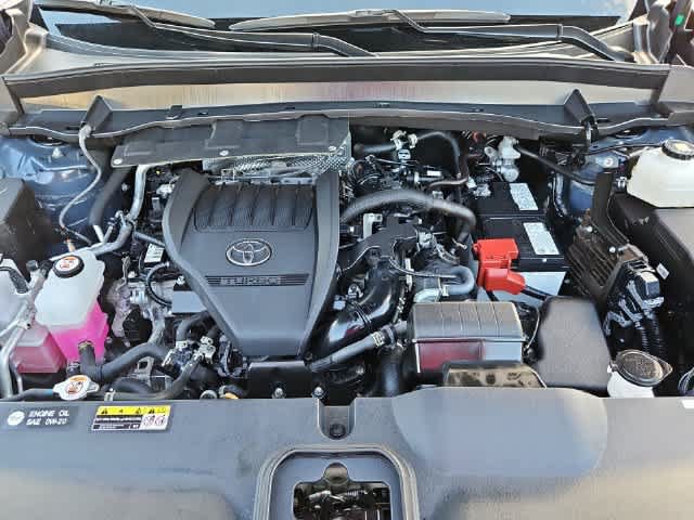 Used 2025 Toyota Grand Highlander AWD image 12