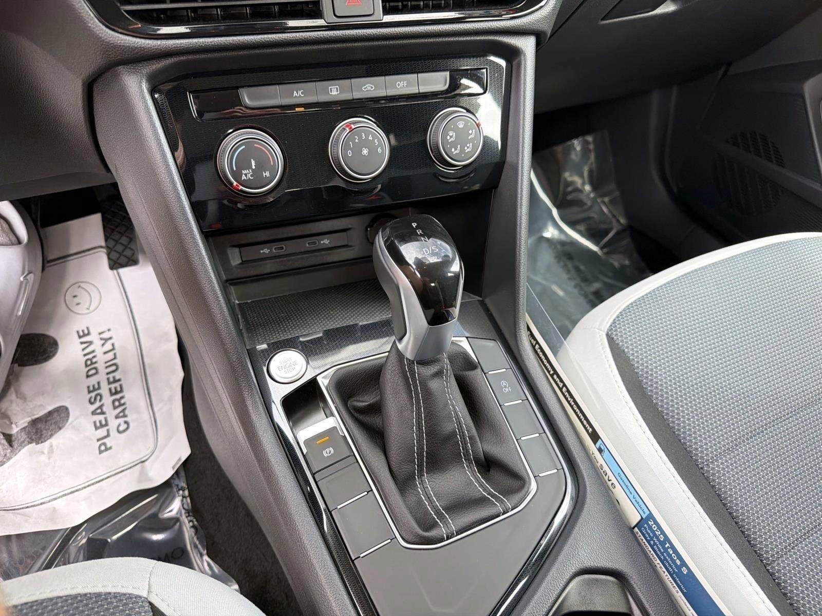 Certified 2025 Volkswagen Taos S image 22