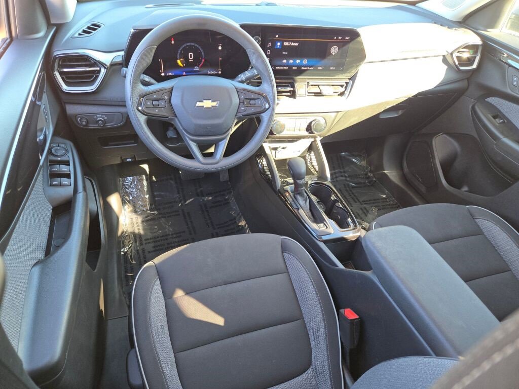Used 2024 Chevrolet TrailBlazer LT image 17