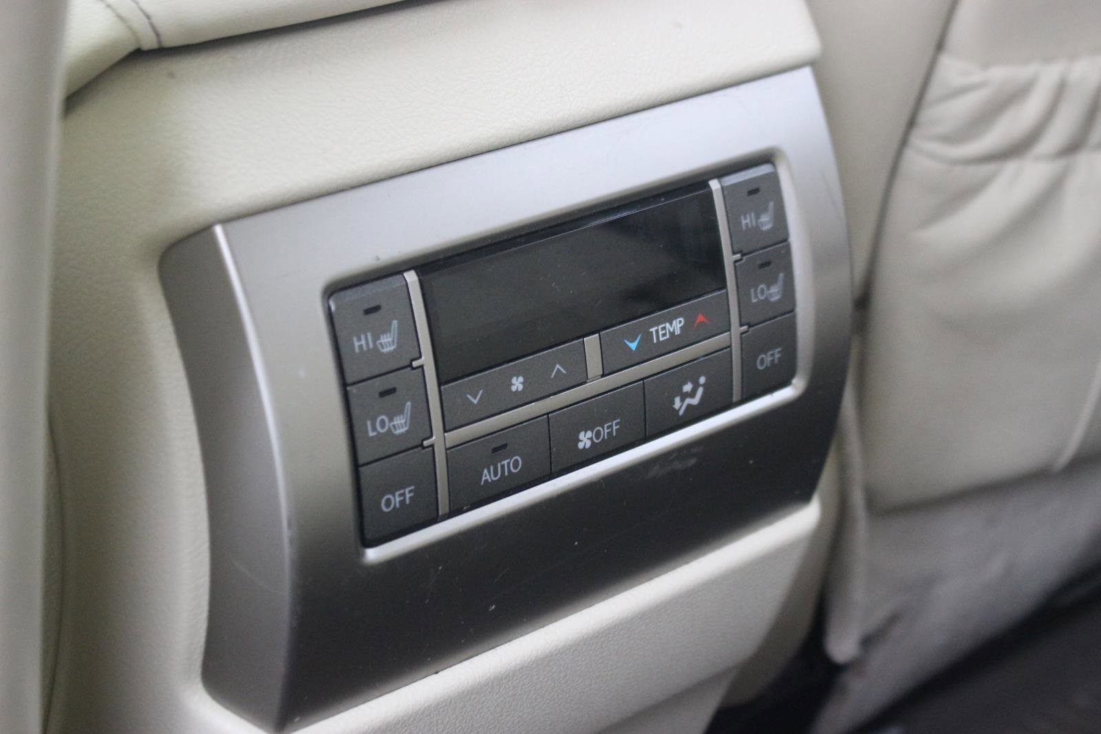 Used 2016 Lexus GX 460 image 40