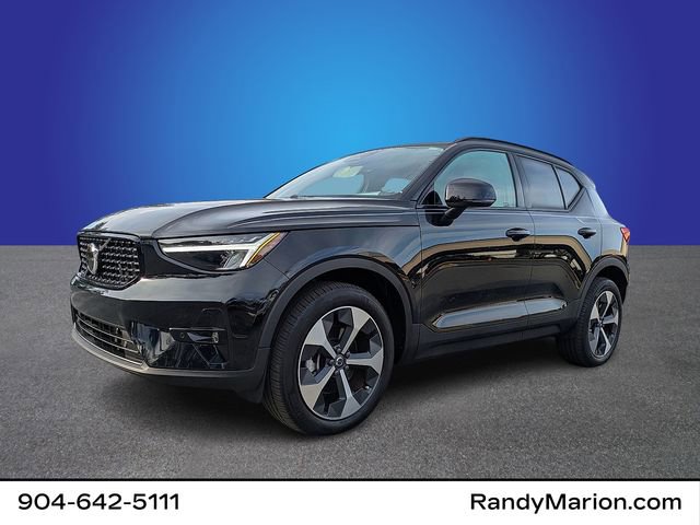 Used 2023 Volvo XC40 B5 Plus w/ Protection Package Premier image 1
