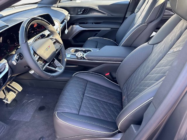 New 2027 Cadillac Lyriq V Premium w/ Exterior Carbon Fiber Package AWD/4WD image 20