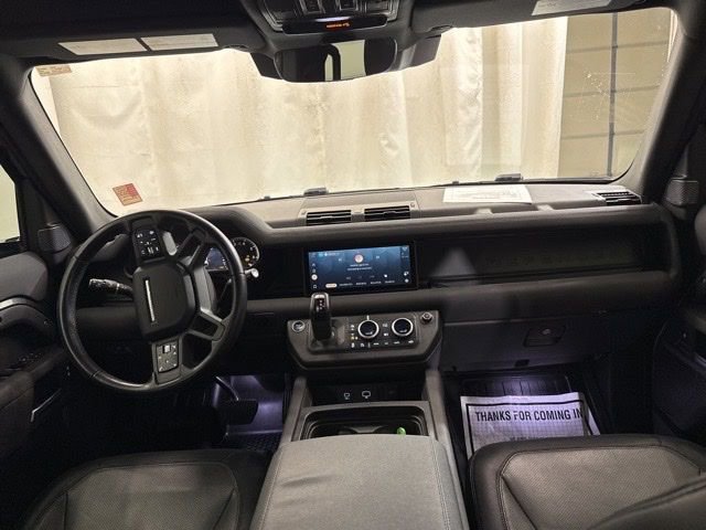 Used 2023 Land Rover Defender 110 X-Dynamic SE AWD/4WD image 13