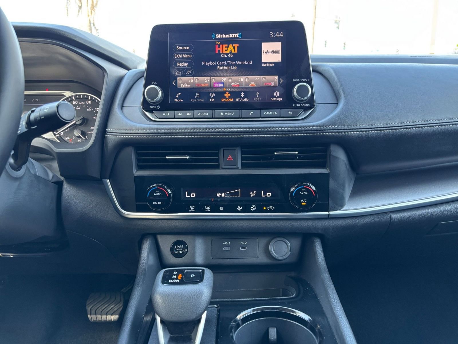 Used 2025 Nissan Rogue SV FWD image 17