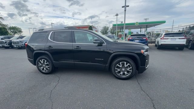Used 2023 GMC Acadia SLE w/ Driver Convenience Package FWD image 9