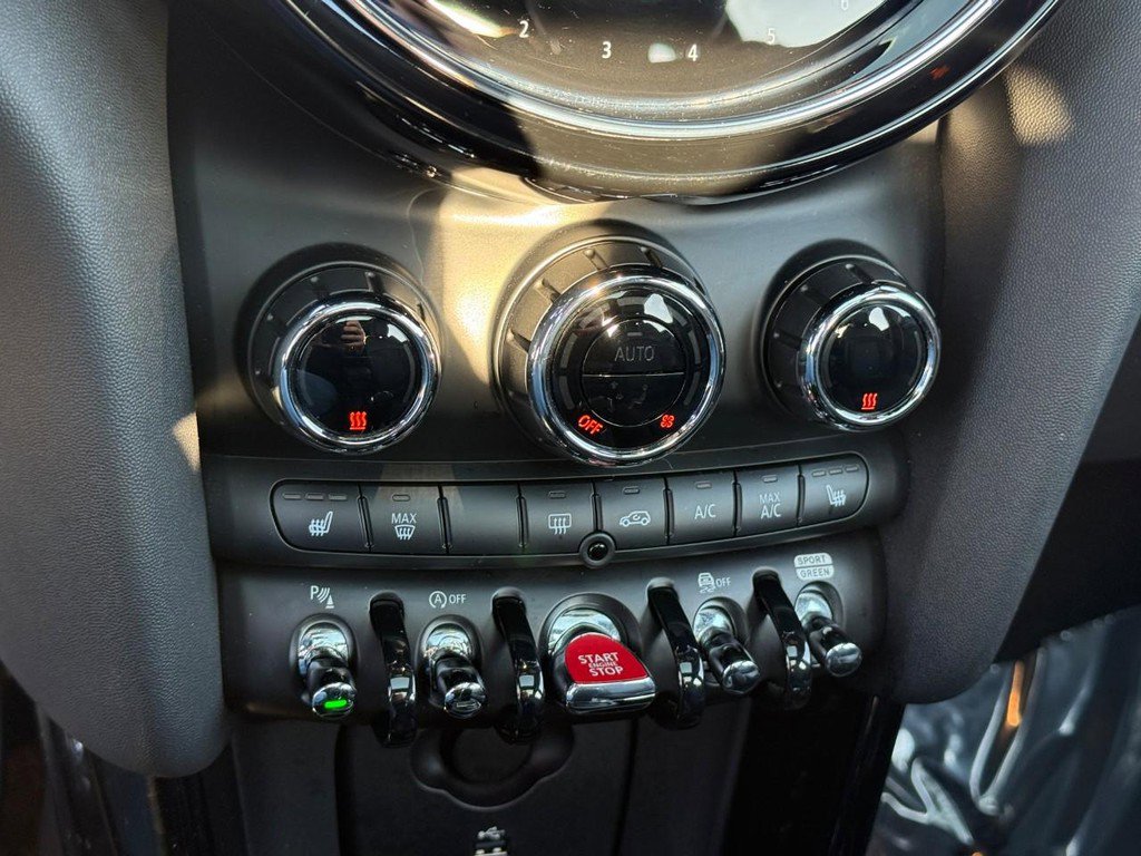 Used 2022 MINI Cooper S w/ Driver Assistance Package image 23