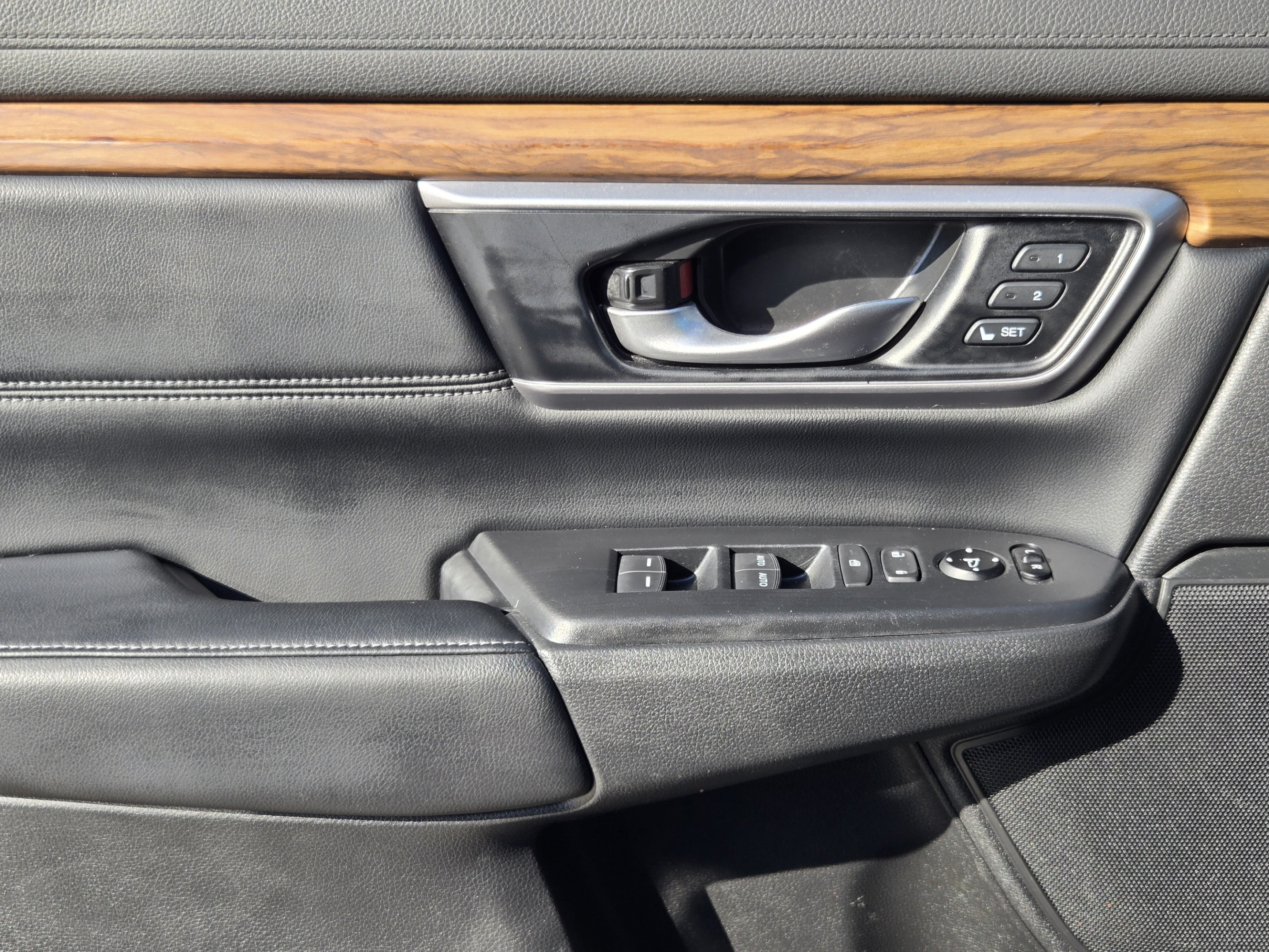Used 2021 Honda CR-V Touring image 21