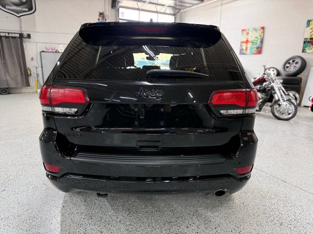 Used 2021 Jeep Grand Cherokee Altitude AWD/4WD image 4
