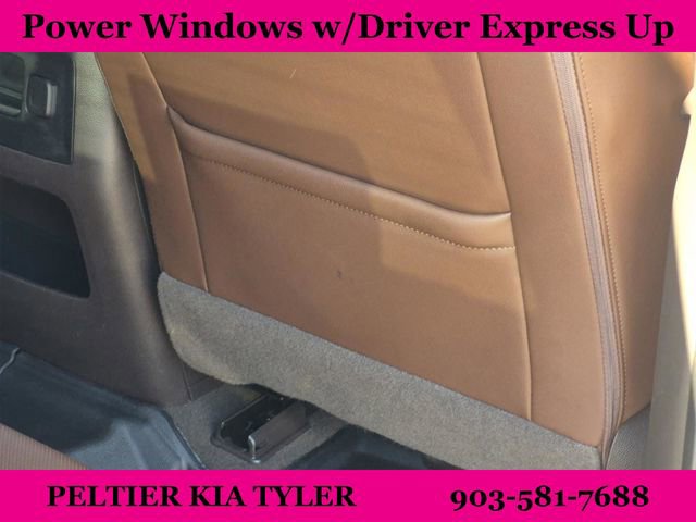 Used 2018 Chevrolet Silverado 1500 High Country image 22