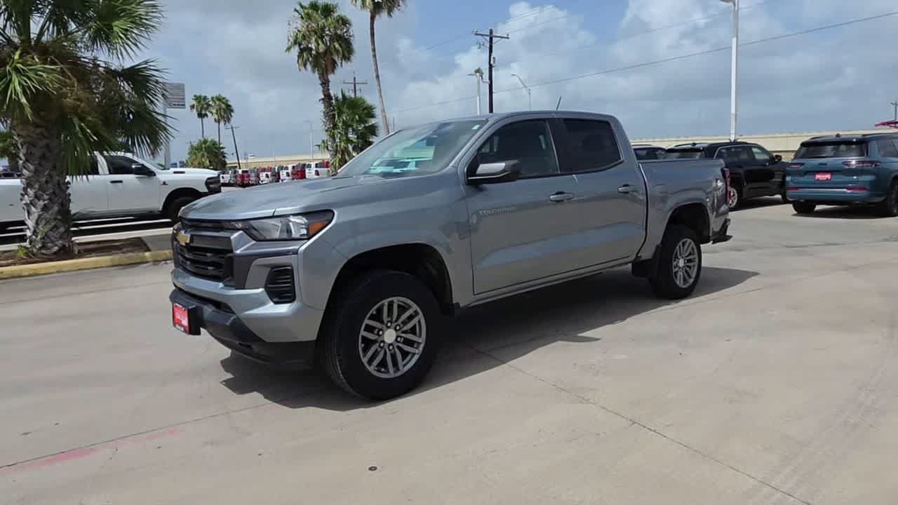 Used 2024 Chevrolet Colorado LT w/ Advanced Trailering Package AWD/4WD image 4