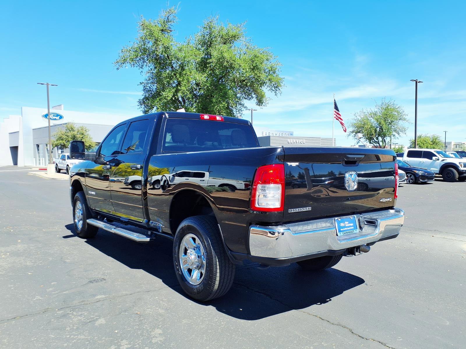 Used 2024 RAM 2500 Big Horn w/ Bed Utility Group image 4