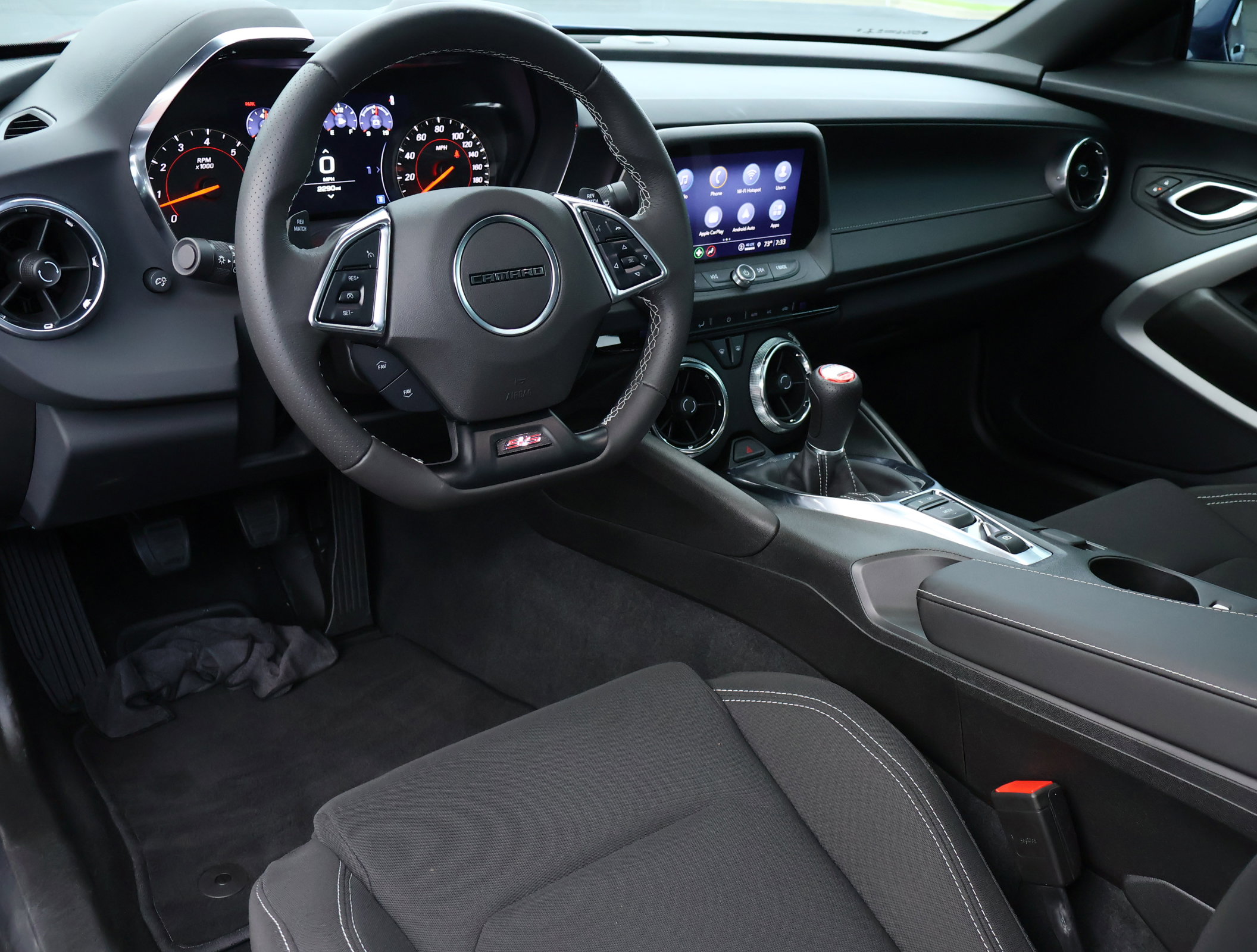 Used 2023 Chevrolet Camaro SS RWD image 3