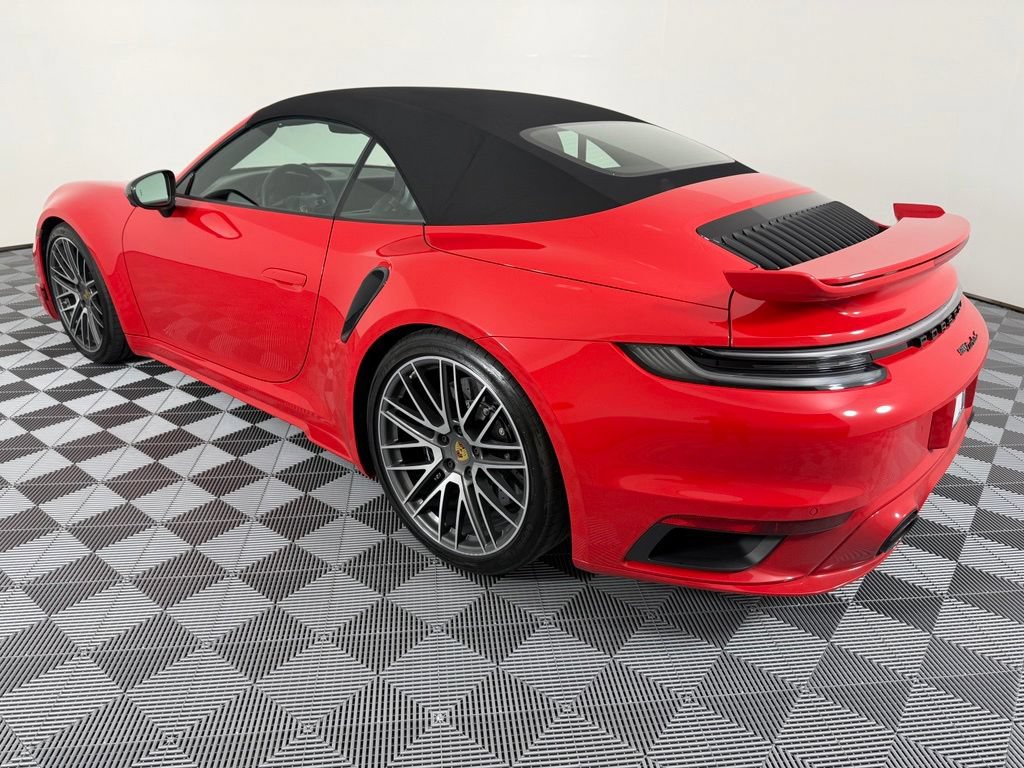 Certified 2025 Porsche 911 Turbo AWD/4WD image 3