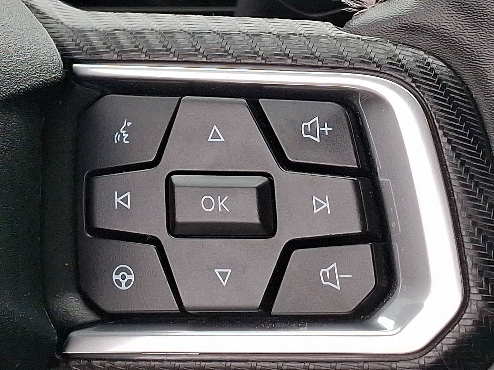 Used 2024 Ford Mustang Coupe image 22