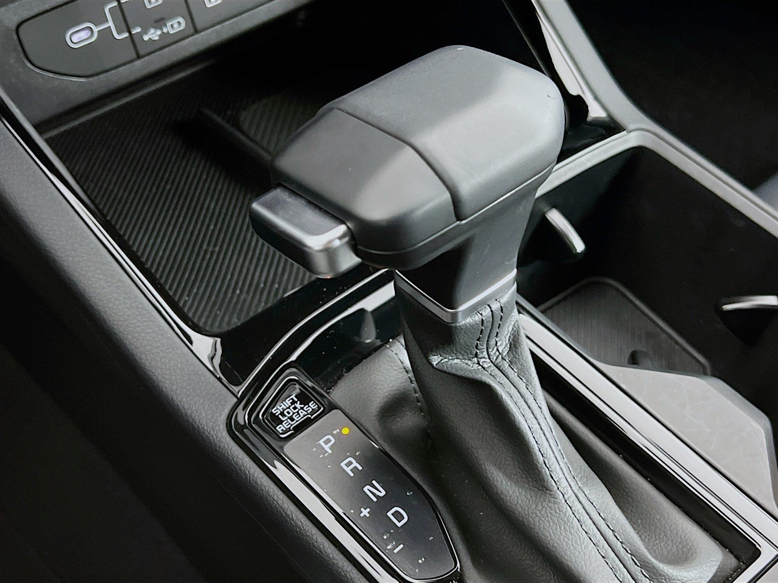 New 2025 Kia K5 GT-Line FWD image 12