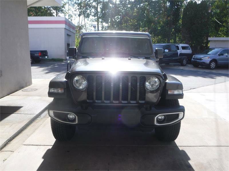 Used 2021 Jeep Gladiator Sport image 13