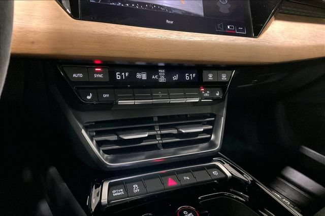 Certified 2023 Audi e-tron GT Premium Plus AWD/4WD image 31