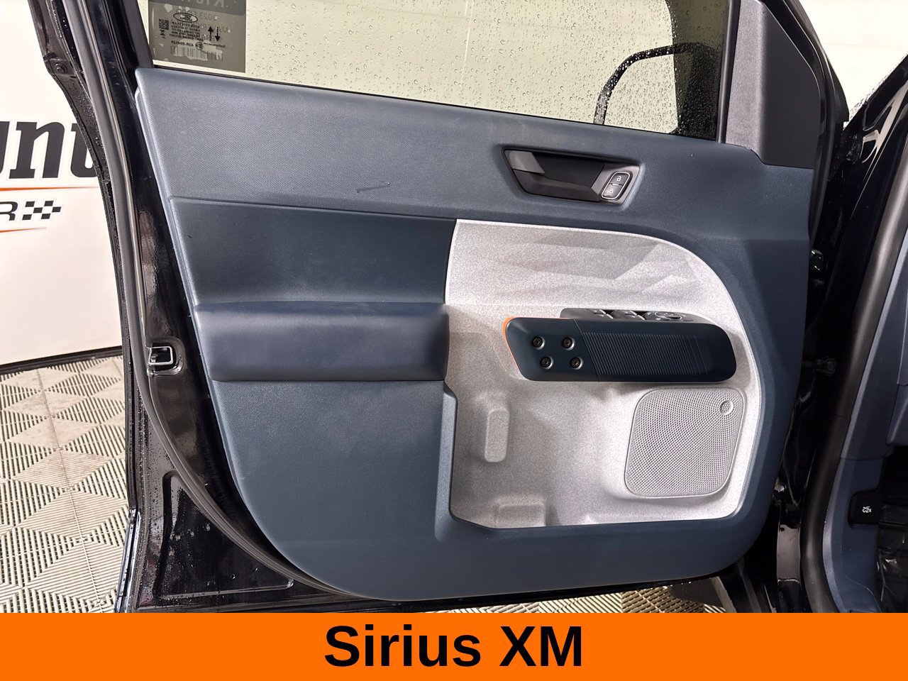 Used 2023 Ford Maverick XLT FWD image 10