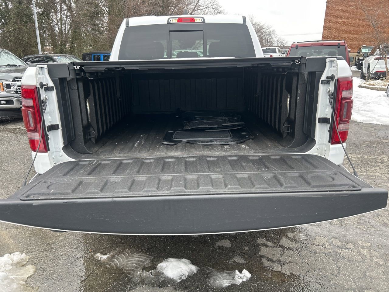 Used 2019 RAM 1500 Limited image 7