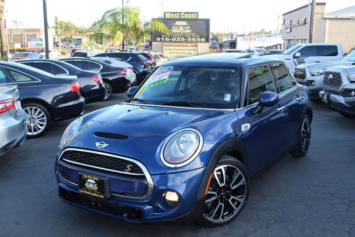 Used 2016 MINI Cooper S FWD image 2