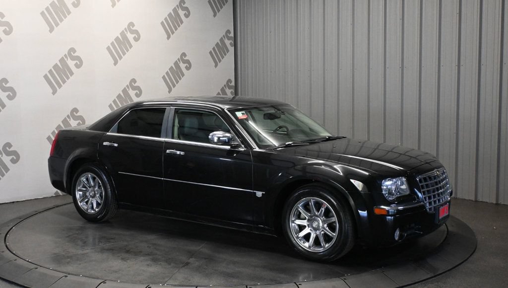 Used 2006 Chrysler 300 C w/ Protection Group II RWD image 3