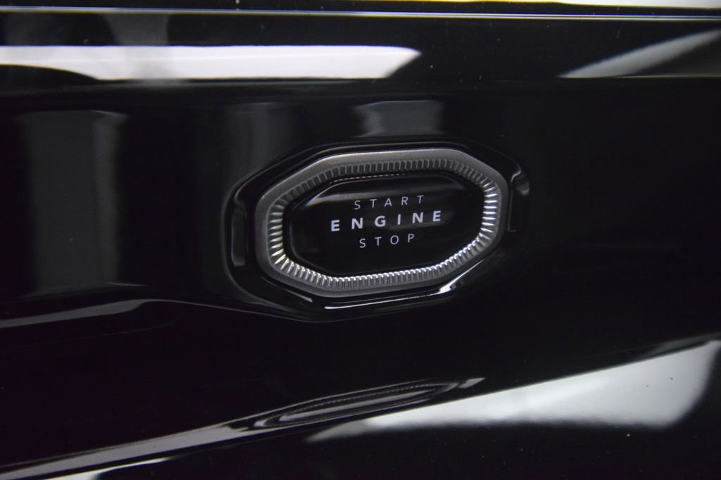 New 2026 Jeep Grand Cherokee Summit AWD/4WD image 26