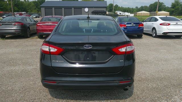 Used 2013 Ford Fusion SE FWD image 8