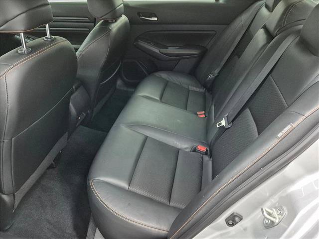 Used 2022 Nissan Altima 2.5 SR FWD image 18