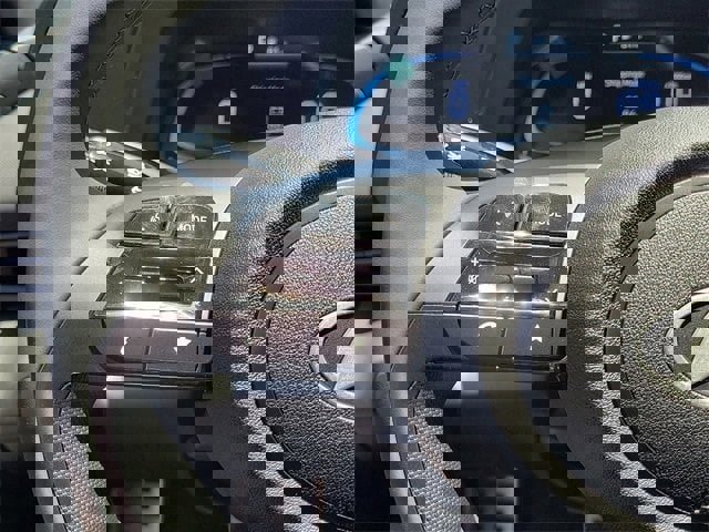 New 2025 Hyundai Elantra Sport image 4