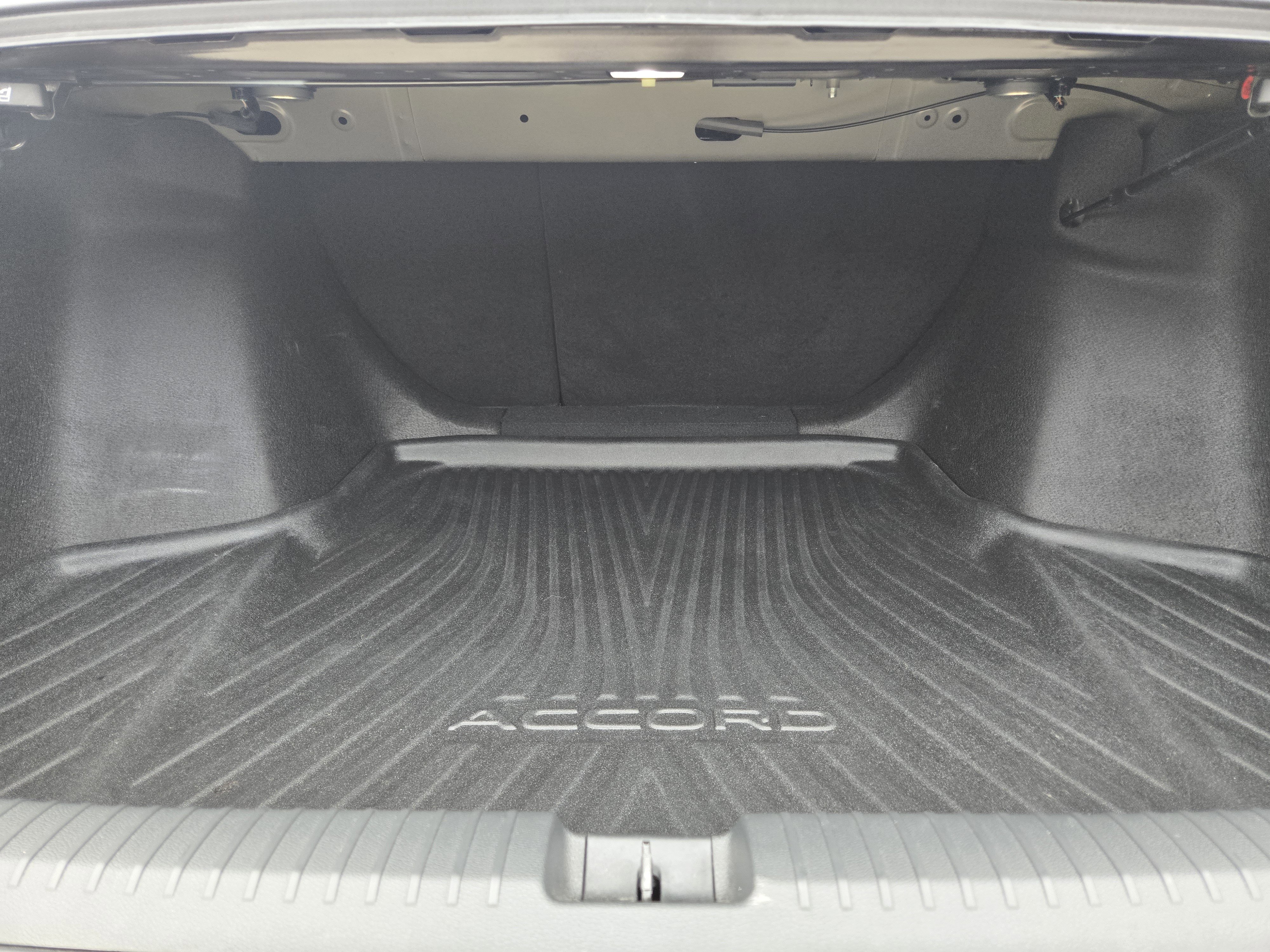 Certified 2023 Honda Accord Sport image 27